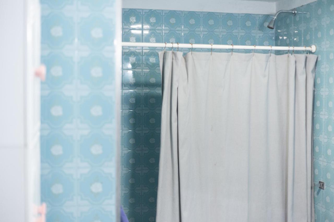 Hostel Cha Ресистенсия Екстериор снимка