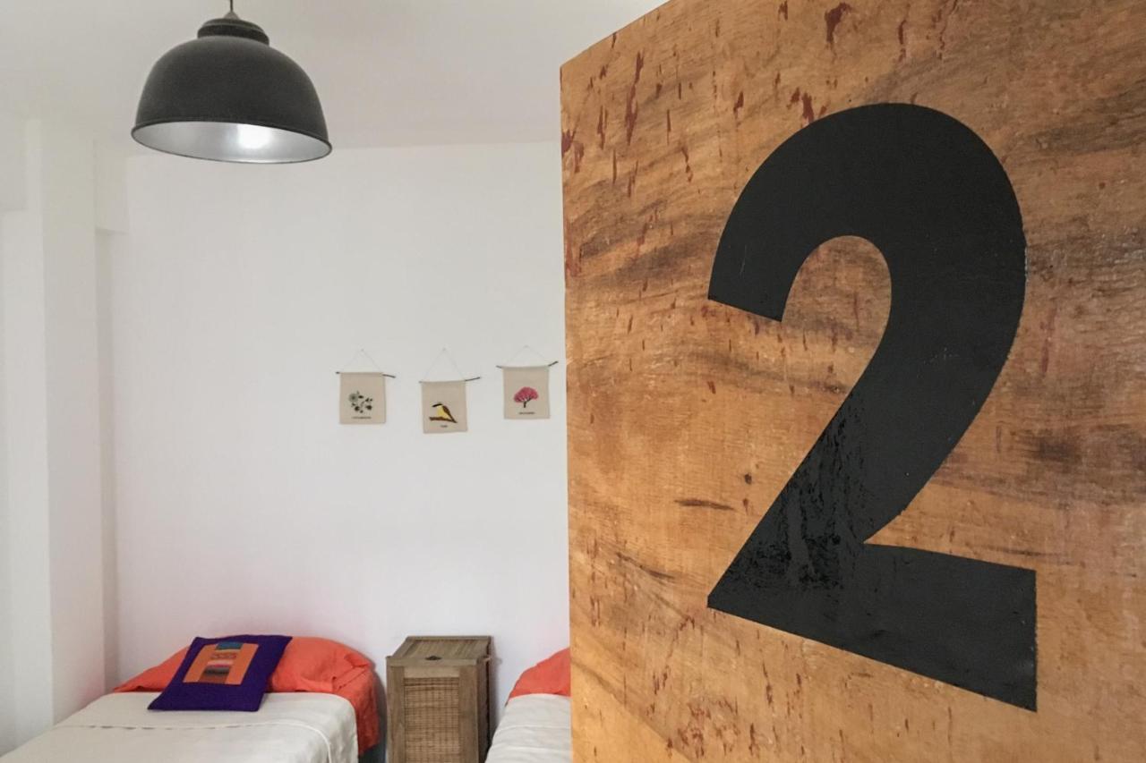 Hostel Cha Ресистенсия Екстериор снимка